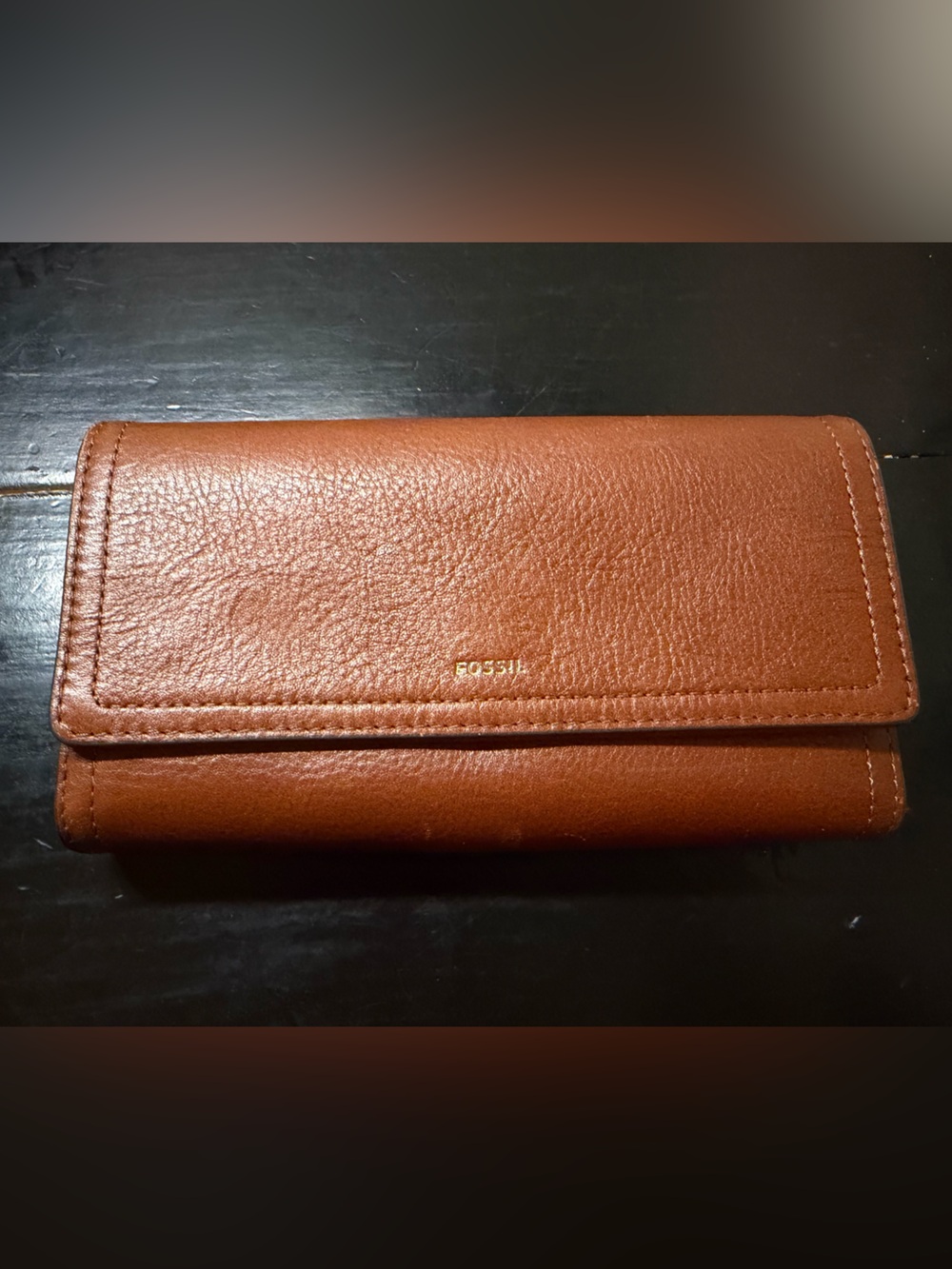 FOSSIL Logan Clutch Leather Wallet Brown Pebble Grain Flap Gold Logo RFID
